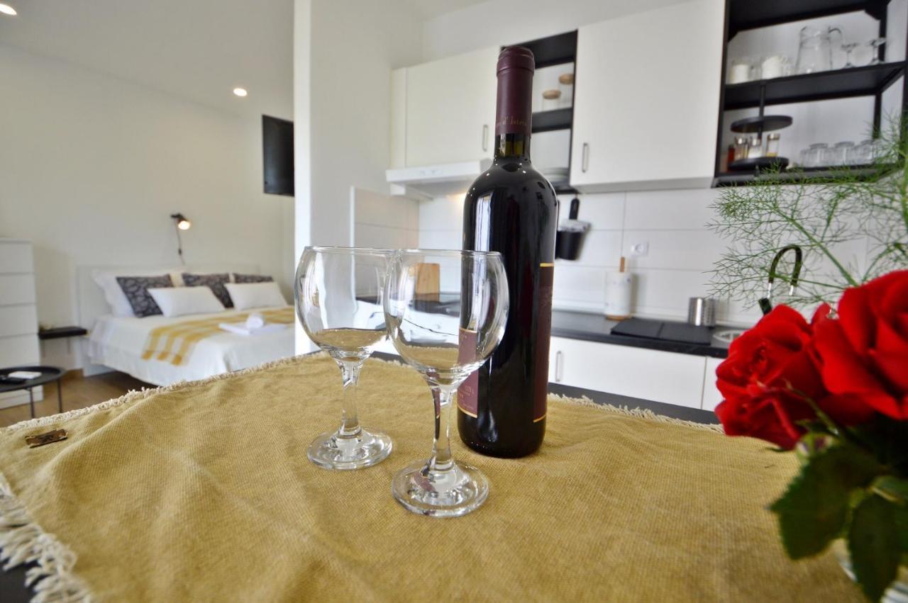Marija Apartment Betina  Exterior photo