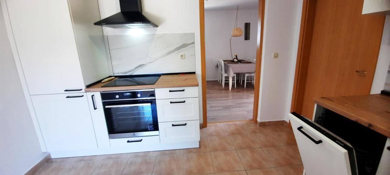 Marija Apartment Betina  Exterior photo