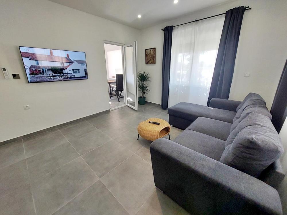 Marija Apartment Betina  Exterior photo